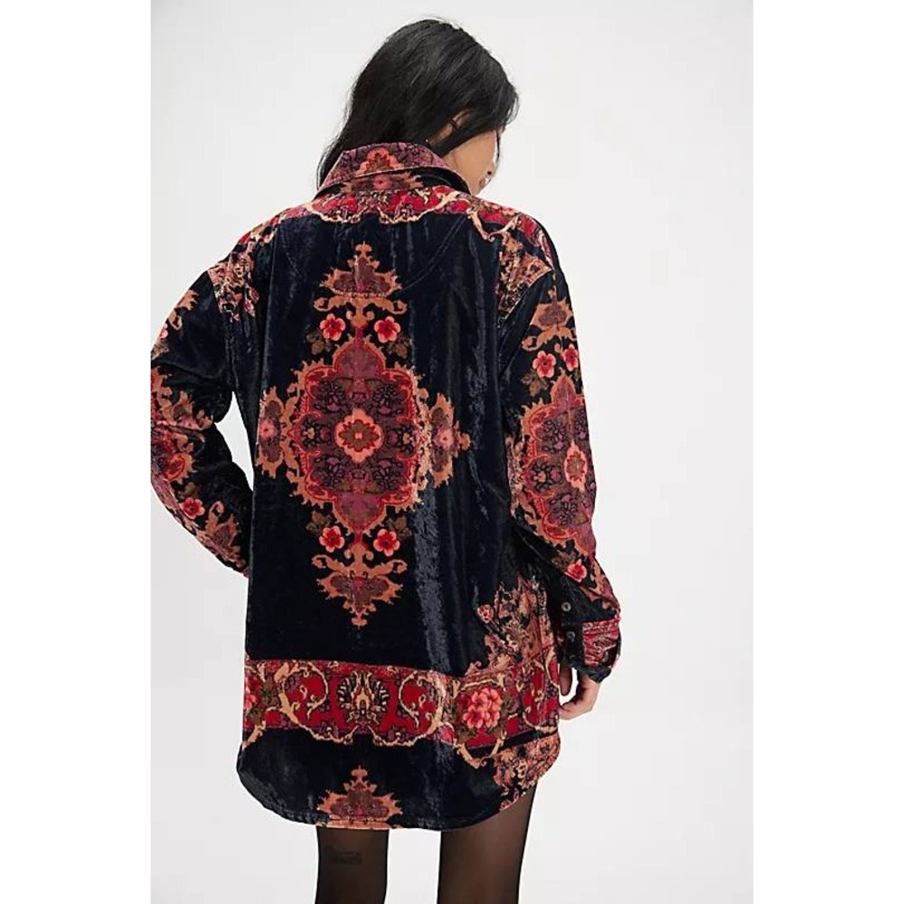 NWT Free People We The Free One Night Velvet Medallion Top M - Picture 2 of 7